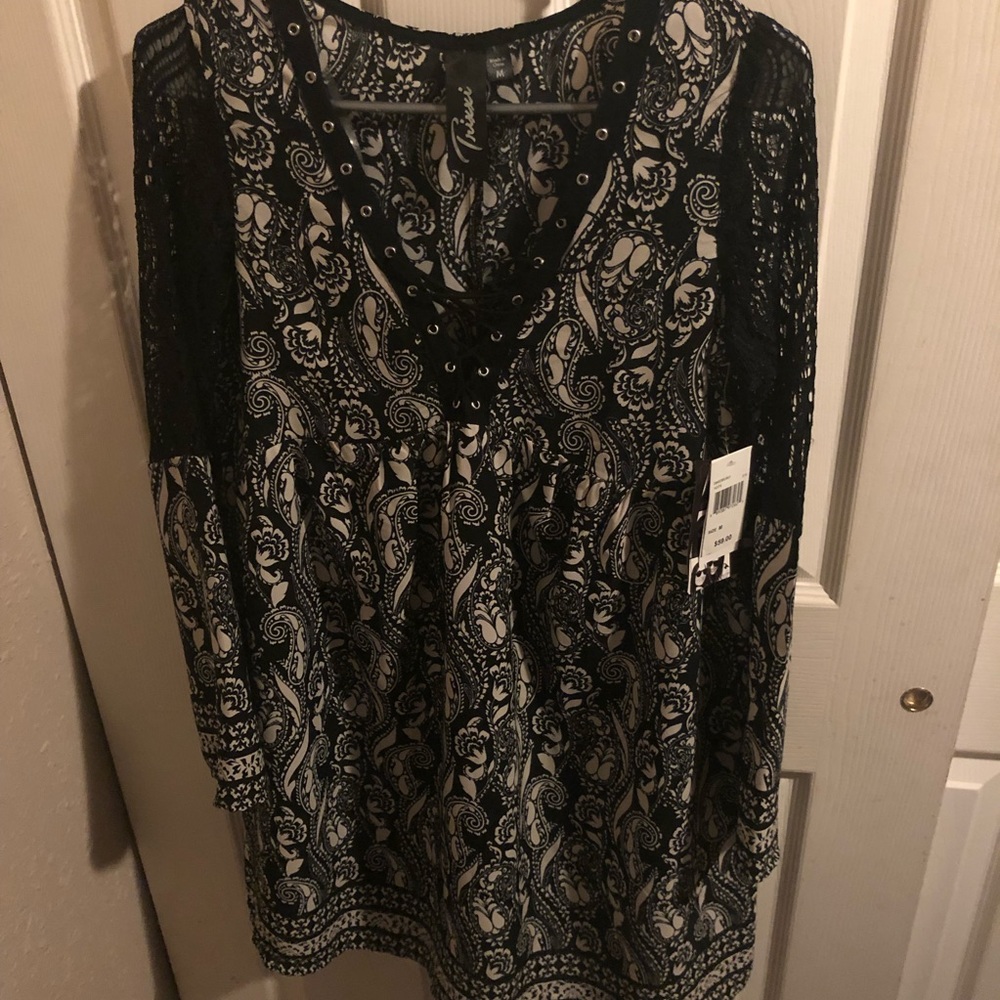 NWT Black Paisley Top